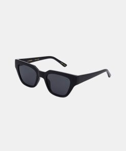 Mand A. Kjærbede | Kaws Sunglasses Black